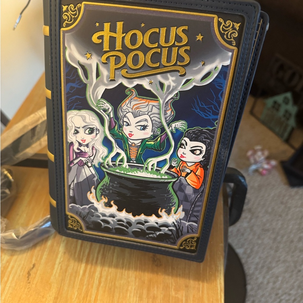 Hocus Pocus Themed Book Cover purse trend sitter
